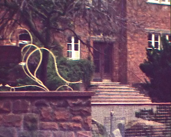 1980 Super8-Kurzeck-0428-Haupteingang Goetheschule-560 1980 Super8-Kurzeck-0428-Haupteingang Goetheschule-560