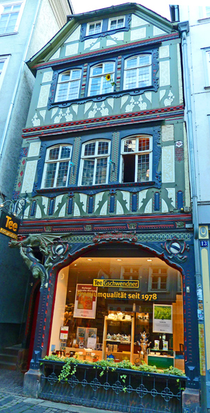 P1010969-Teeladen-Wettergasse-560