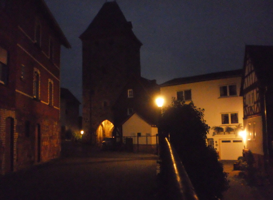 Stadttor_Staufenberg_(Hessen)_bei_Nacht-560 Stadttor_Staufenberg_(Hessen)_bei_Nacht-560